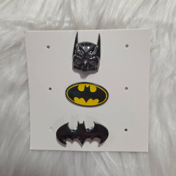 Batman Pin Set - Picture 1 of 4